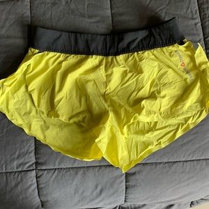 EUC Reebok Open Side Crossfit Shorts Size Small